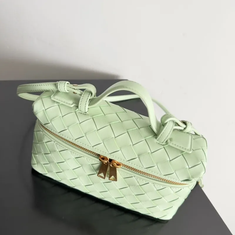 Bottega Veneta Mint Green Woven Crossbody Bag - Image 7