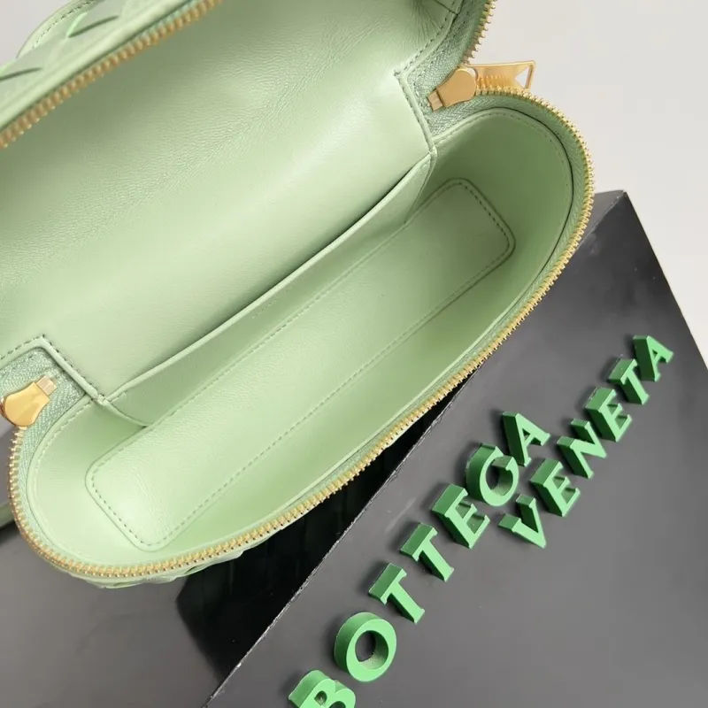 Bottega Veneta Mint Green Woven Crossbody Bag - Image 9