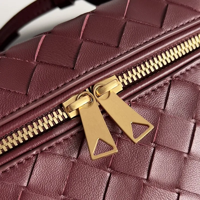 Bottega Veneta Maroon Intreccio Crossbody Bag - Image 5