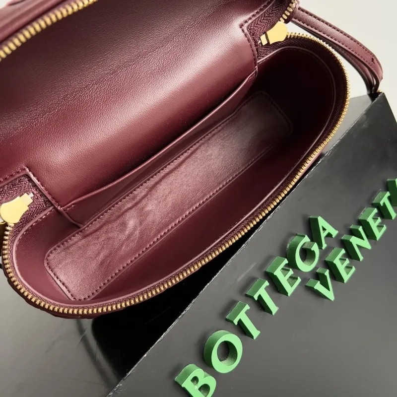 Bottega Veneta Maroon Intreccio Crossbody Bag - Image 9