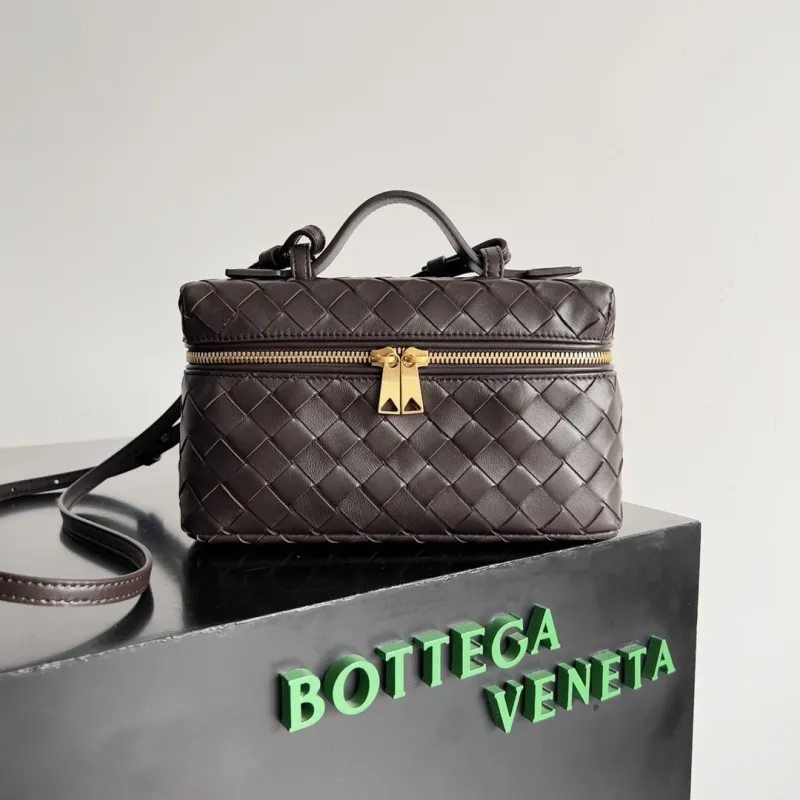 BV Cosmetic Bags-7