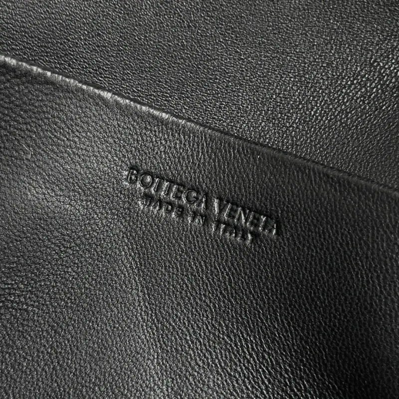 BV Cosmetic Bags-9 - Image 8