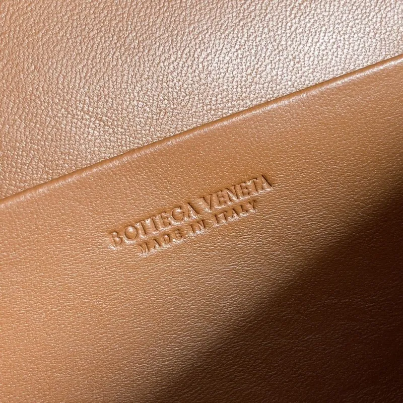 Bottega Veneta Brown Woven Crossbody Bag - Image 8