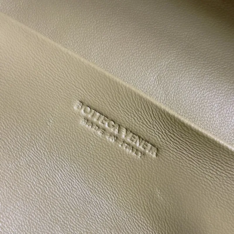 Bottega Veneta Intrecciato Crossbody Bag Light Green - Image 8