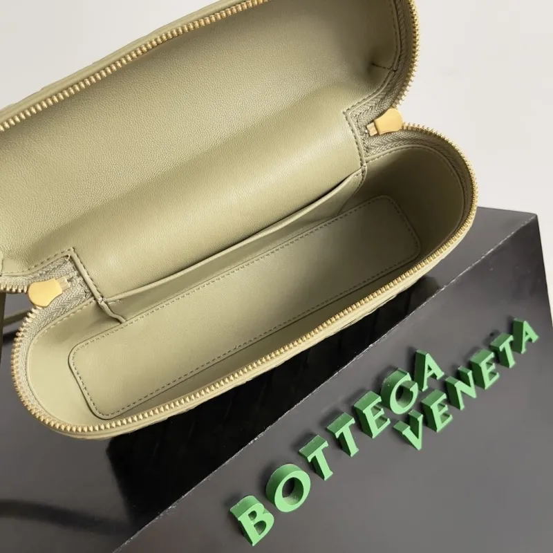 Bottega Veneta Intrecciato Crossbody Bag Light Green - Image 9