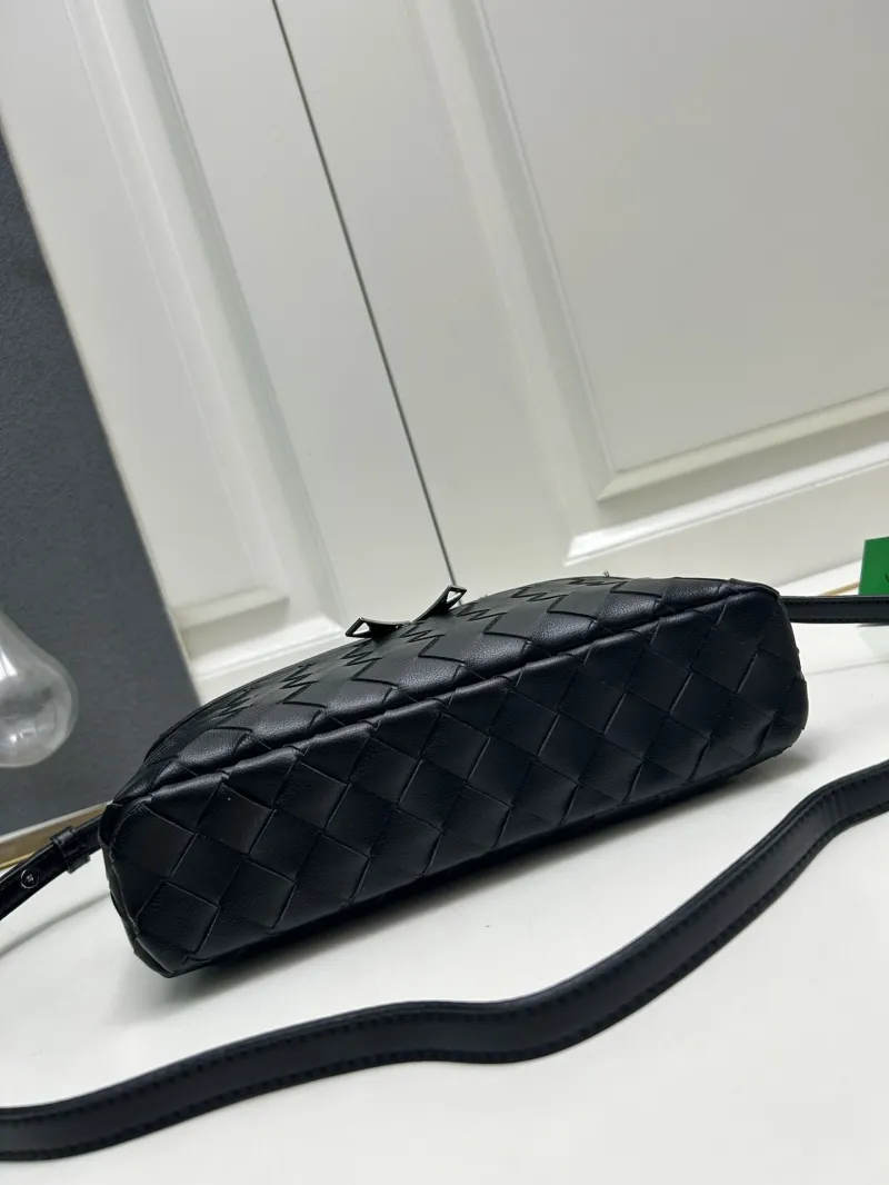 BV Cosmetic Bags-30 - Image 7