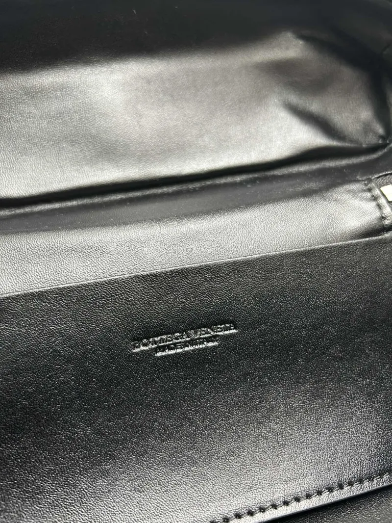 BV Cosmetic Bags-30 - Image 9