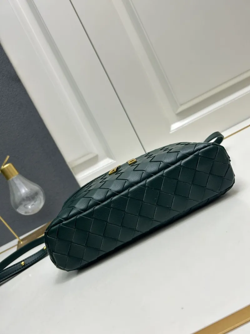 Bottega Veneta Dark Green Crossbody Bag S04002 - Image 7