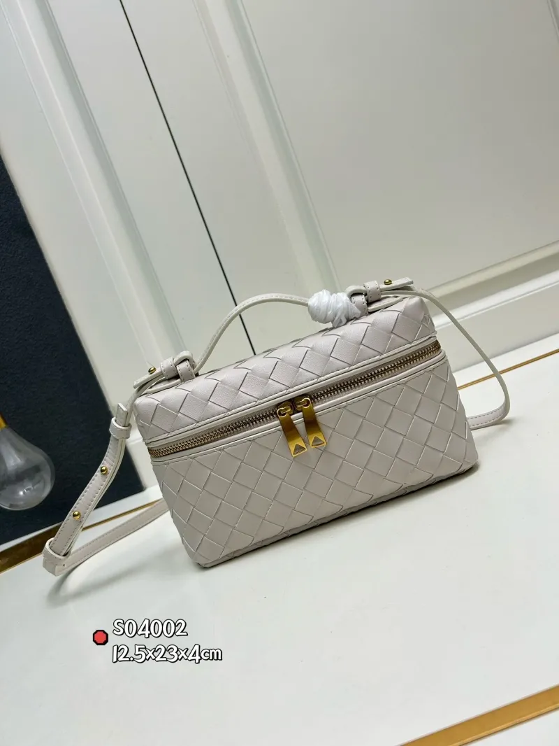 BV Woven Crossbody Cosmetic Bag S04002 Light Gray