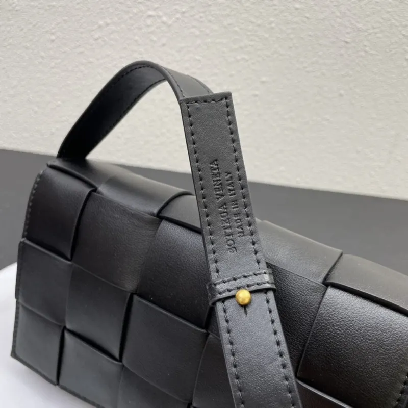 Bottega Veneta Small Black Crossbody Bag 3029 - Image 6