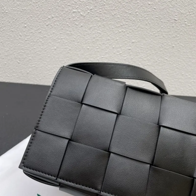 Bottega Veneta Small Black Crossbody Bag 3029 - Image 7
