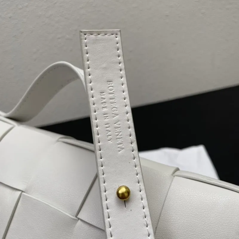 Bottega Veneta Small White Crossbody Bag - Image 6