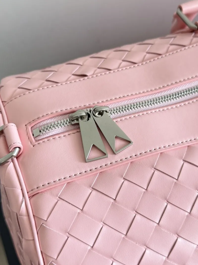 Bottega Veneta Pink Woven Leather Duffle Bag - Image 5