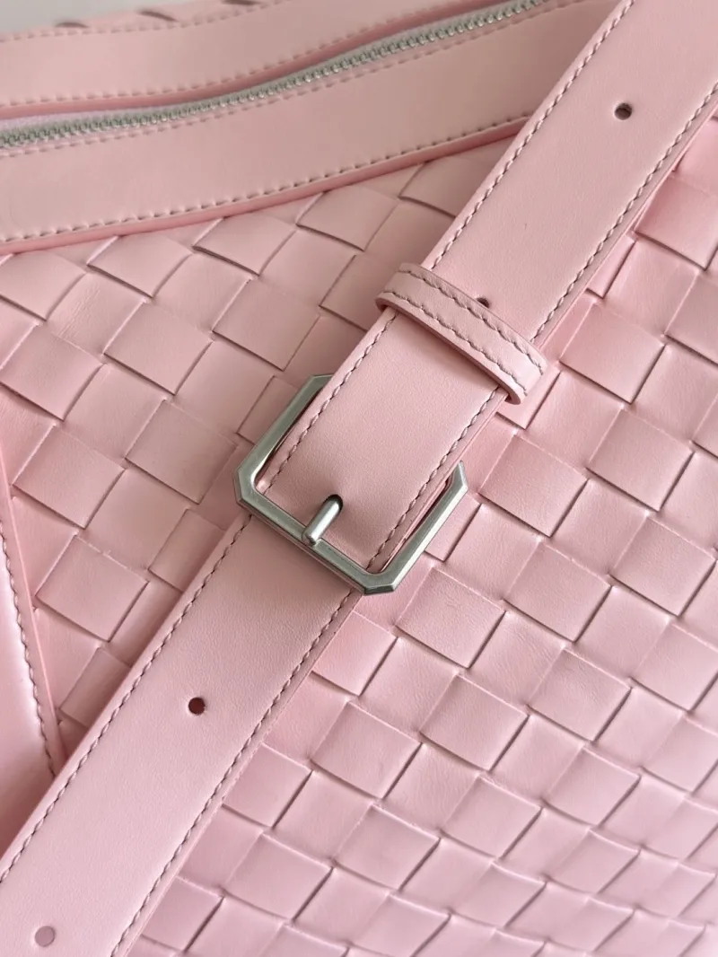 Bottega Veneta Pink Woven Leather Duffle Bag - Image 7