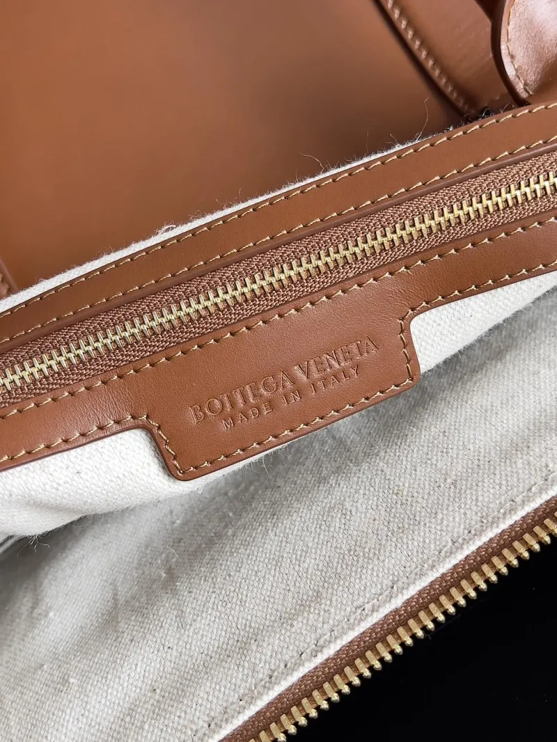 Bottega Veneta Brown Leather Duffle Travel Bag - Image 8