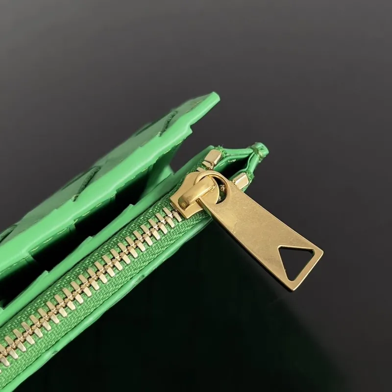 BV Wallets-2 - Image 4
