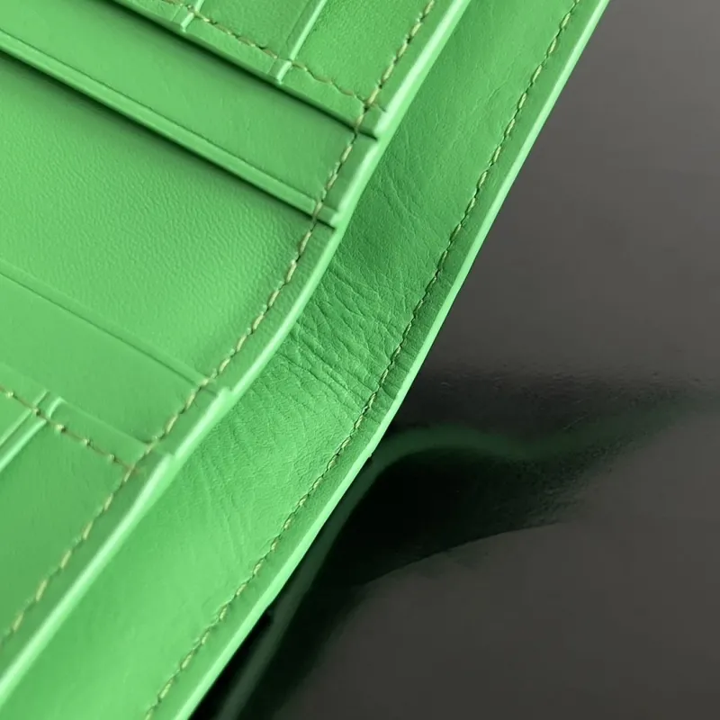 BV Wallets-2 - Image 8