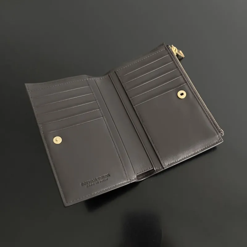 BV Wallets-4 - Image 6