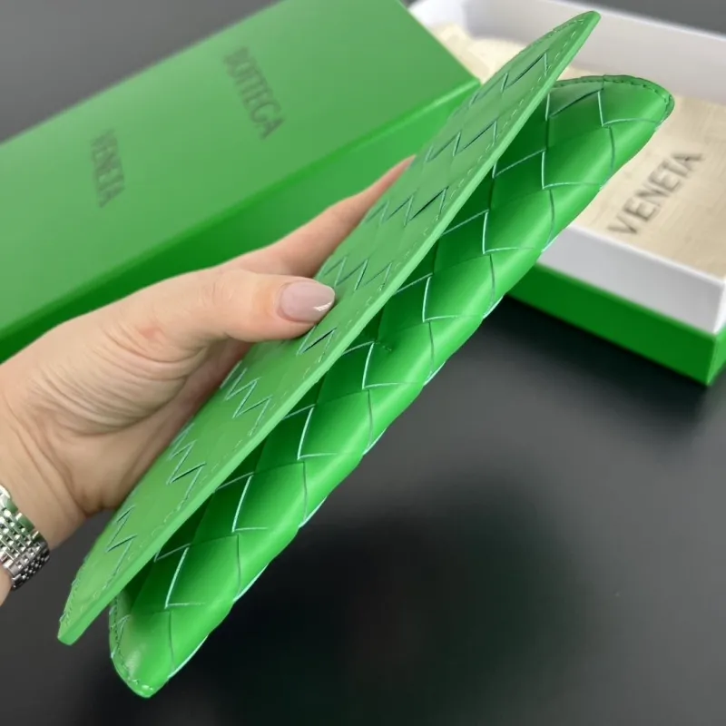 BV Wallets-7 - Image 4