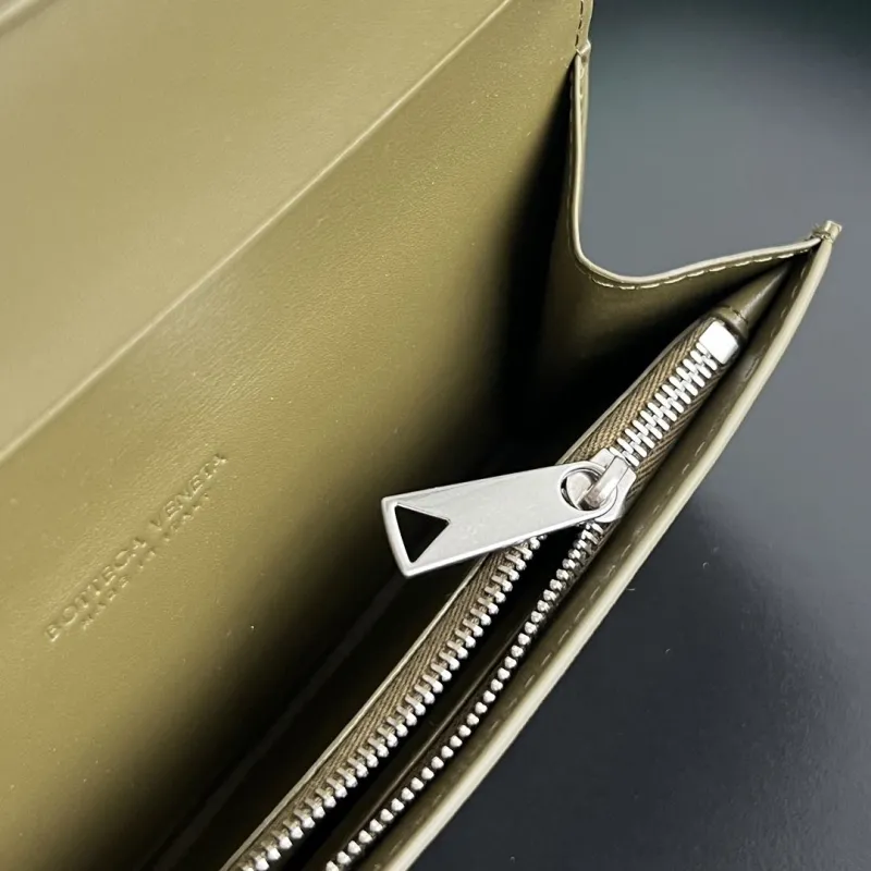 BV Wallets-10 - Image 7