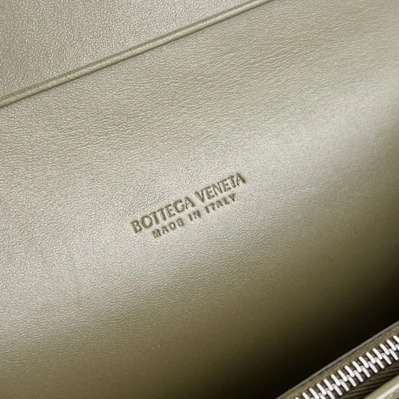 BV Wallets-10 - Image 8