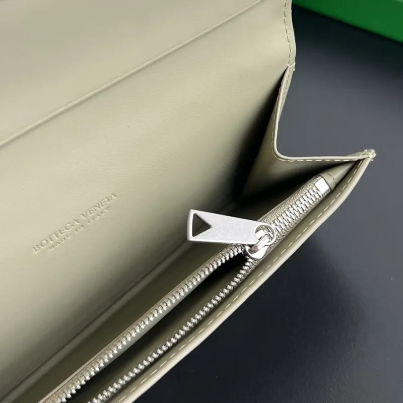 BV Wallets-12 - Image 7