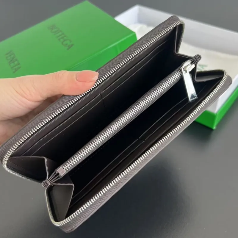 BV Wallets-18 - Image 5