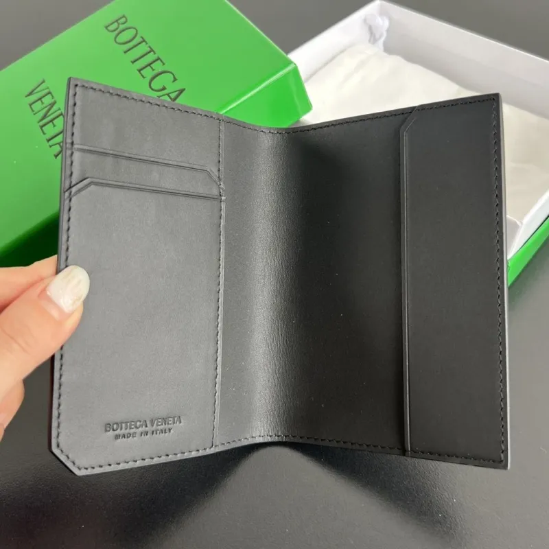 BV Wallets-21 - Image 5
