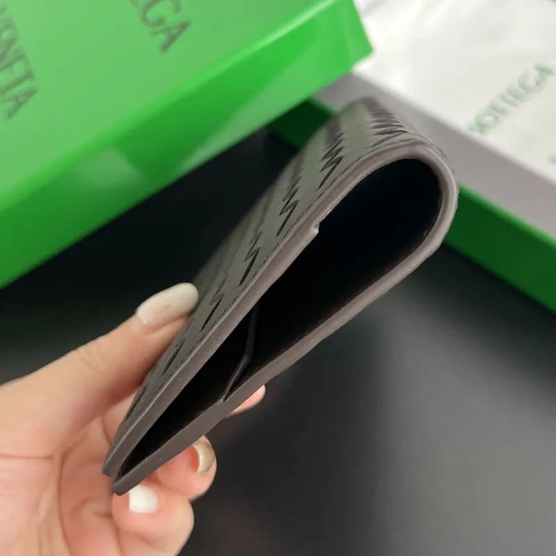 BV Wallets-22 - Image 3