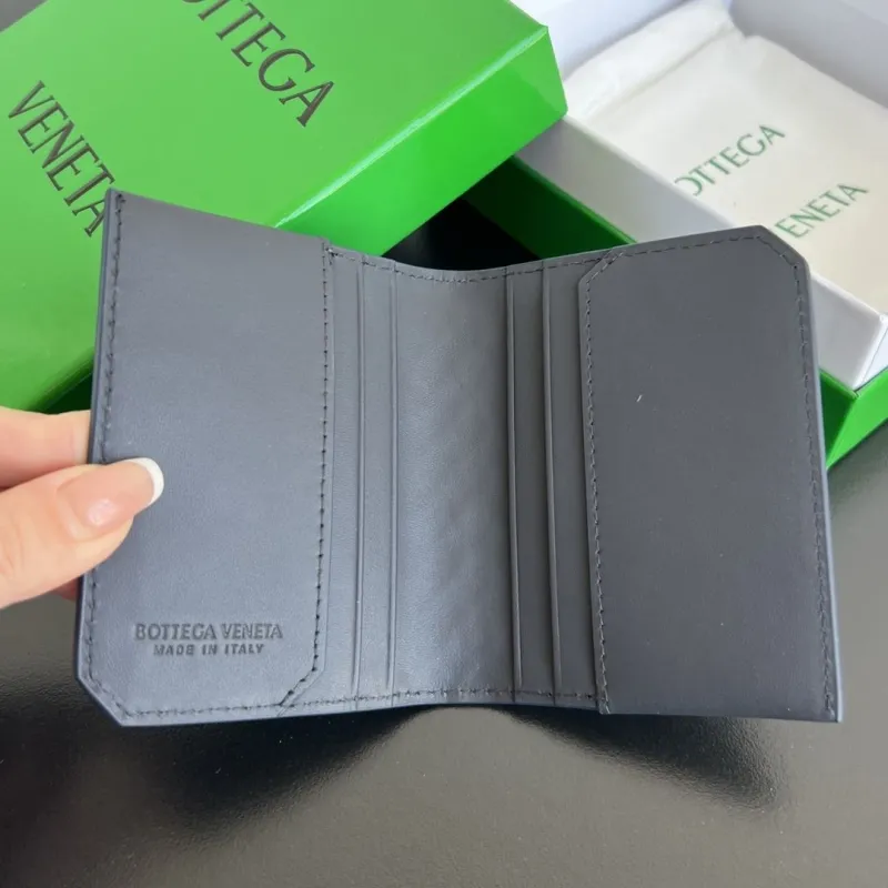 BV Wallets-27 - Image 5