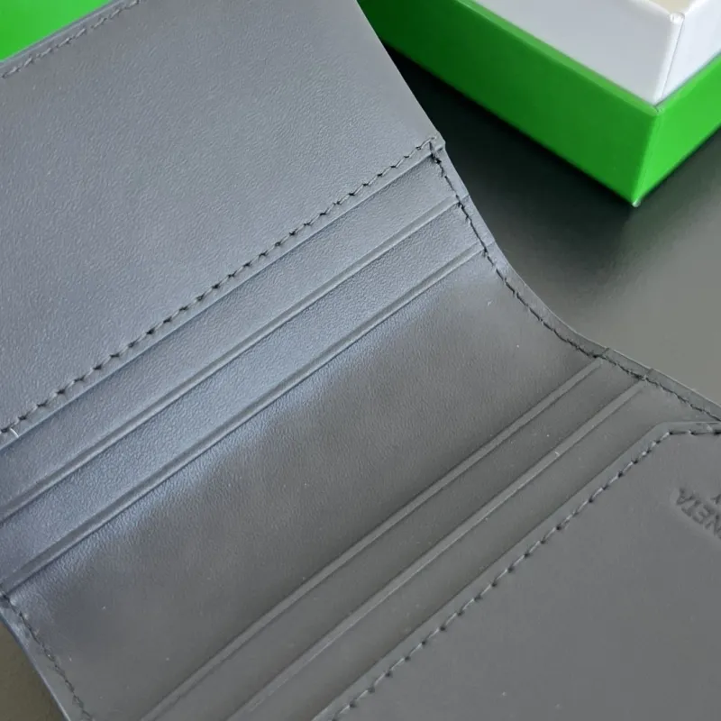 BV Wallets-27 - Image 7