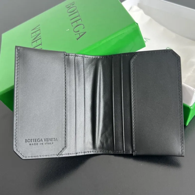 BV Wallets-28 - Image 5
