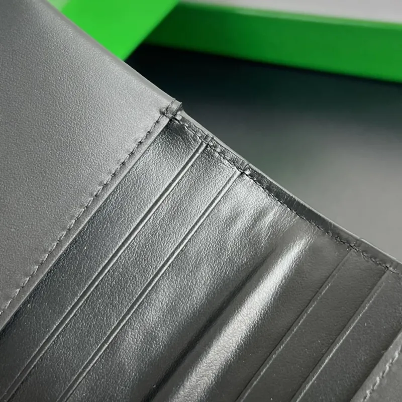 BV Wallets-28 - Image 7