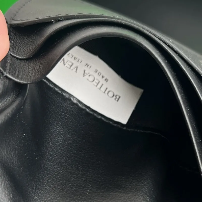 BV Wallets-28 - Image 8