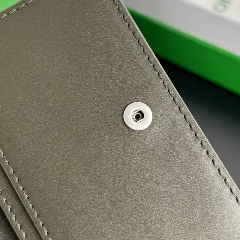 BV Wallets-31 - Image 6