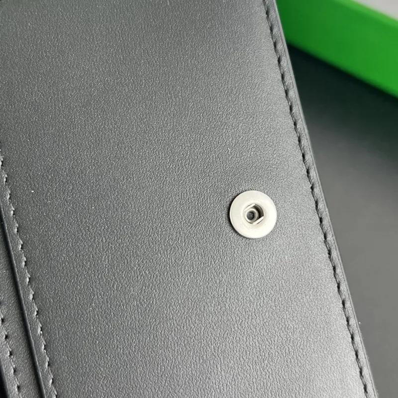 BV Wallets-32 - Image 7