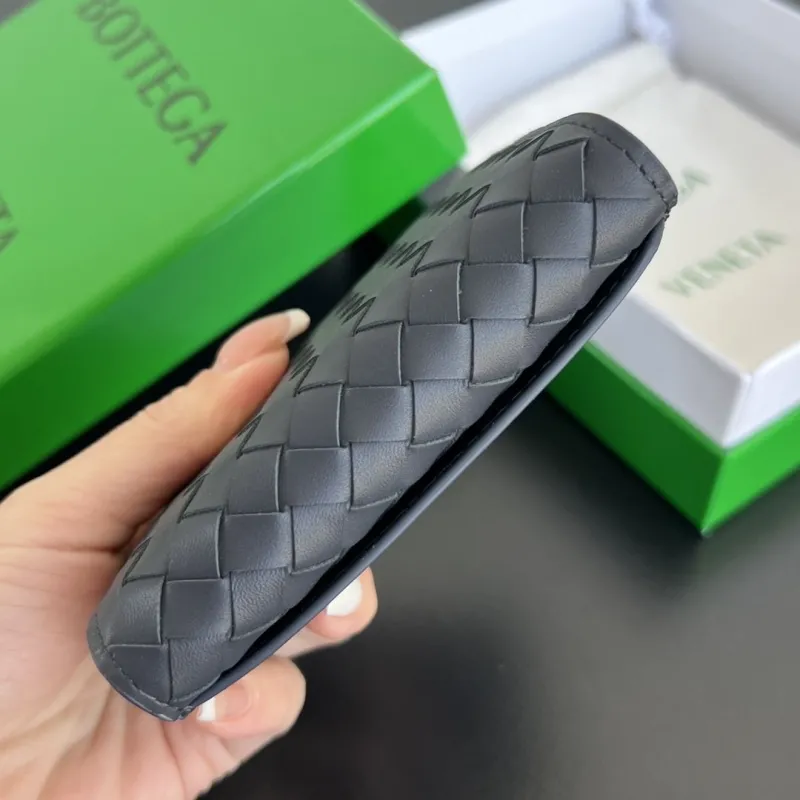 Bottega Veneta Gray Leather Compact Wallet - Image 7