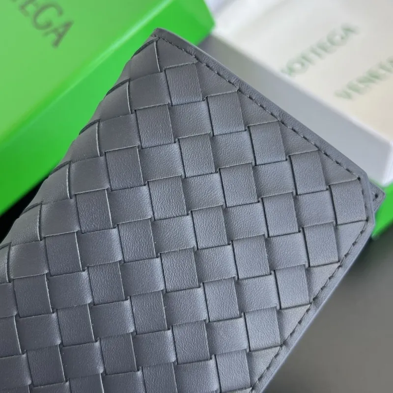 Bottega Veneta Gray Leather Compact Wallet - Image 9
