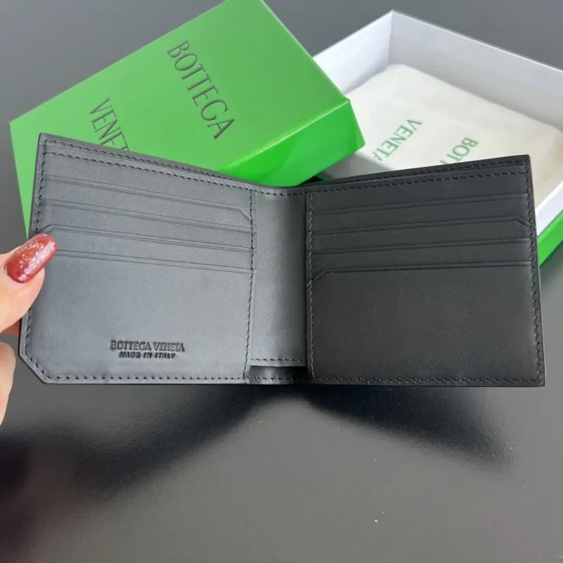 Bottega Veneta Black Intrecciato Bifold Wallet 34 - Image 5