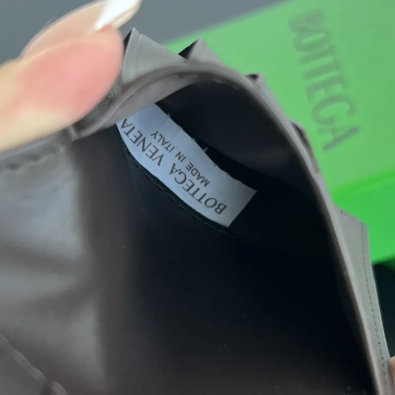 BV Wallets-36 - Image 8