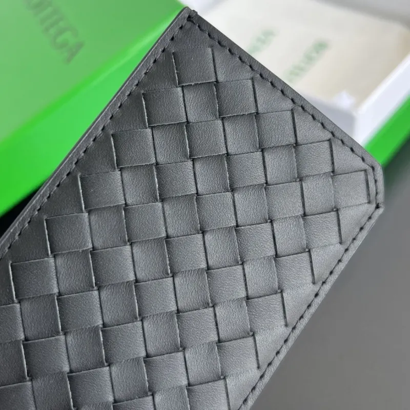 Bottega Veneta Black Leather Card Holder - Image 8