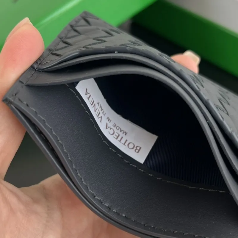 BV Wallets-53 - Image 8