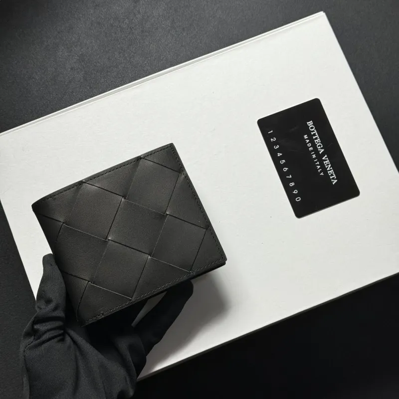 BV Wallets-71