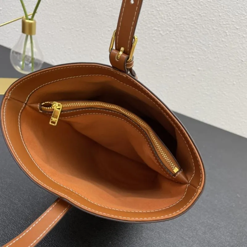 Celine Brown Leather Bucket Bag 1165 Size 24*21 - Image 8