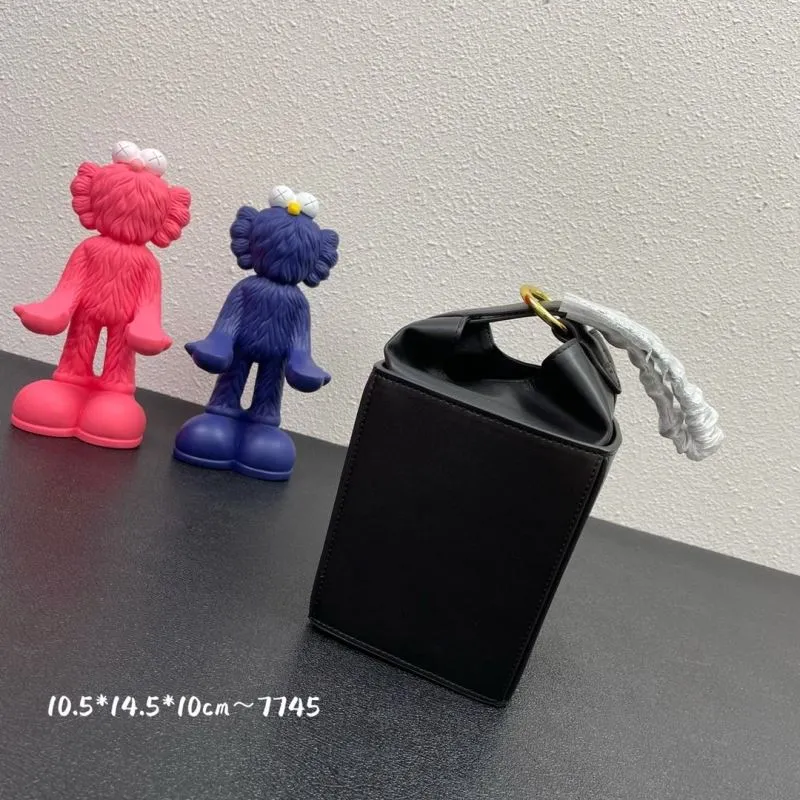 Alternative view of Celine Bucket Bags-40