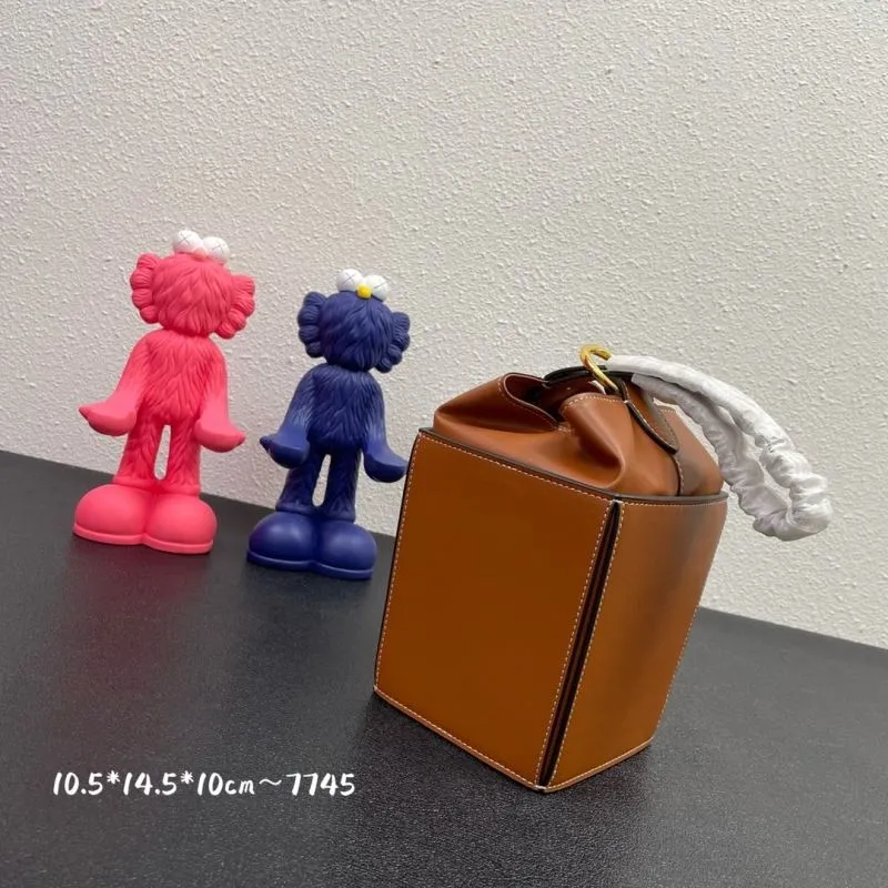 Alternative view of Celine Bucket Bags-41