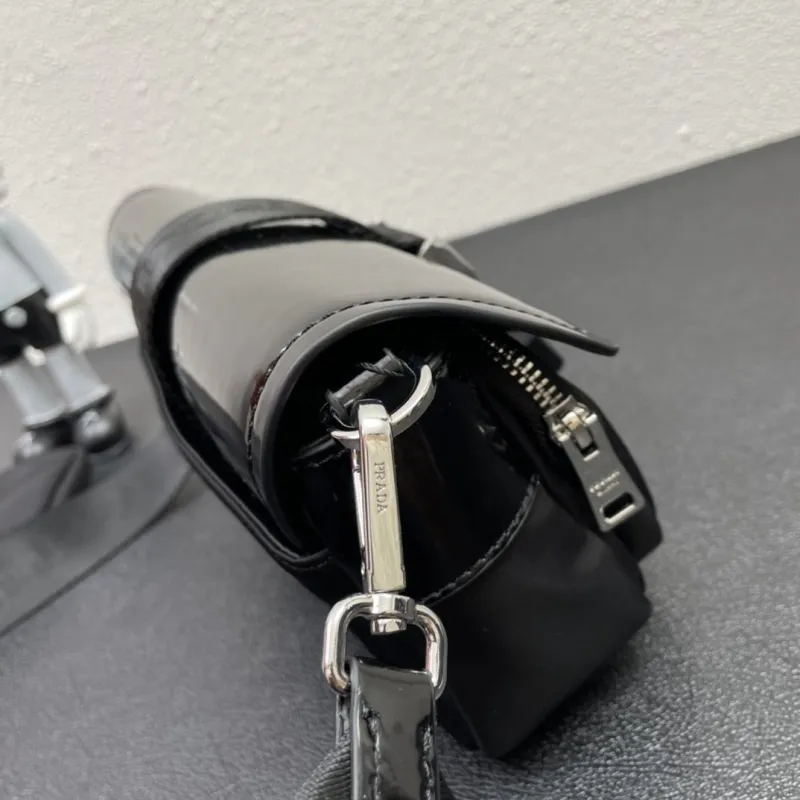 Prada Black Crossbody Bag 23cm - Image 6