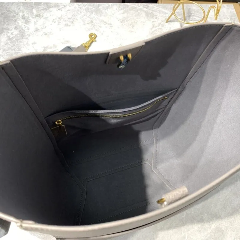 Celine Gray Leather Bucket Shoulder Bag - Image 8
