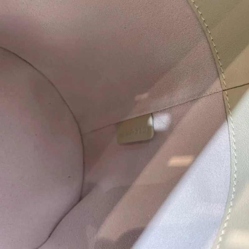 Celine Ivory Leather Crossbody Bucket Bag - Image 9