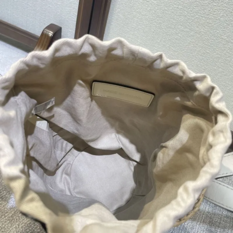 Chloe Beige Woven Raffia Bucket Crossbody Bag - Image 6